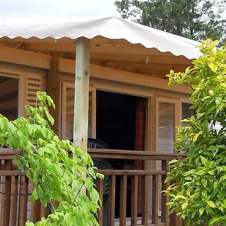 Mobil Home Dans Camping Lattes Exterior photo