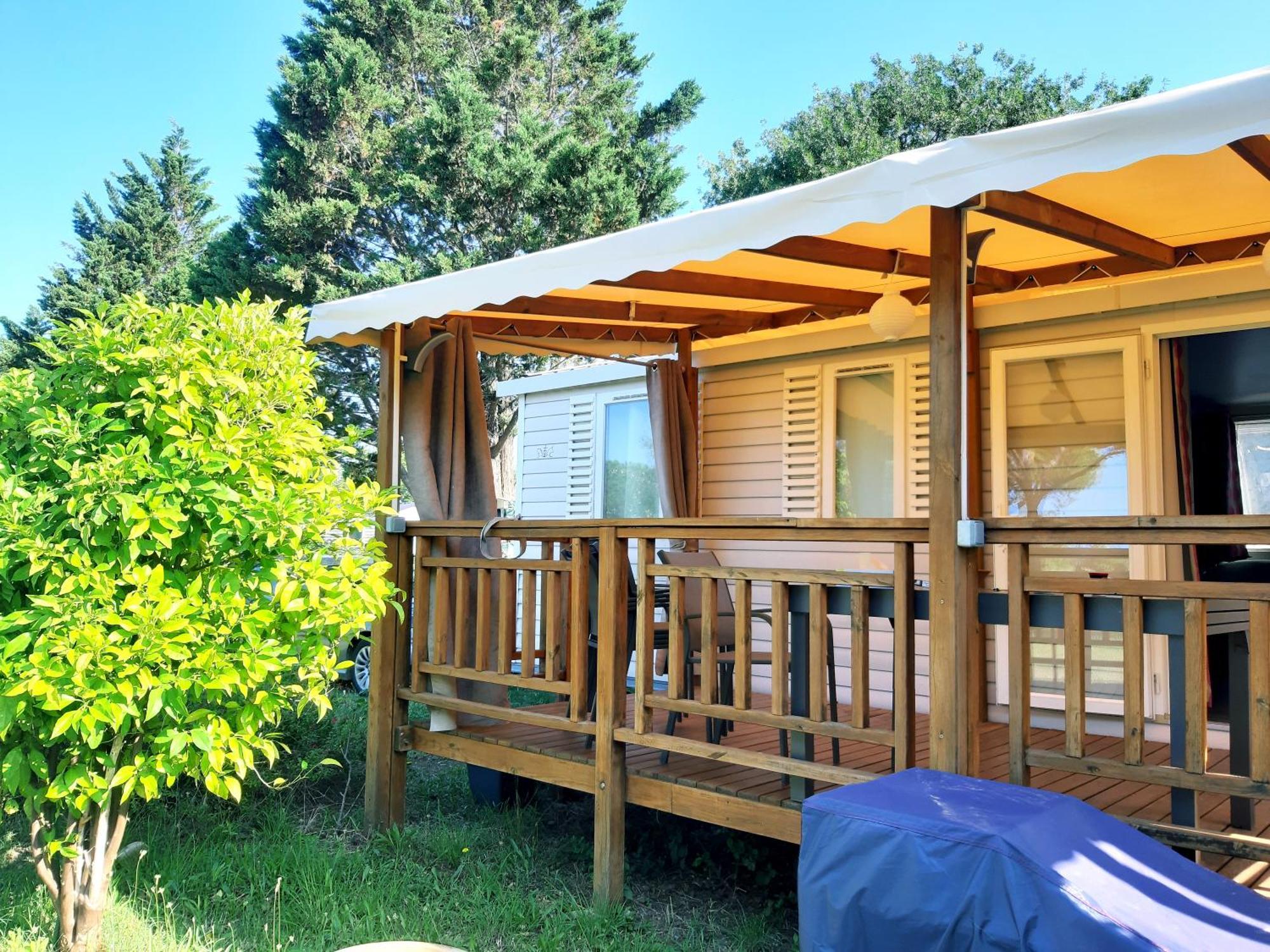 Campingplatz Mobil Home Dans Camping Lattes