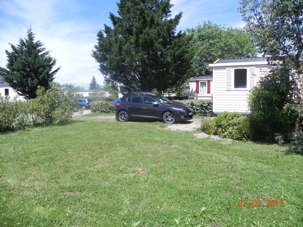 Mobil Home Dans Camping Lattes 4*