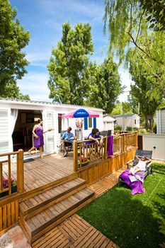 Mobil Home Dans Camping Lattes Campsite Lattes