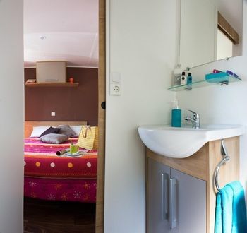 Mobil Home Dans Camping Lattes Campsite