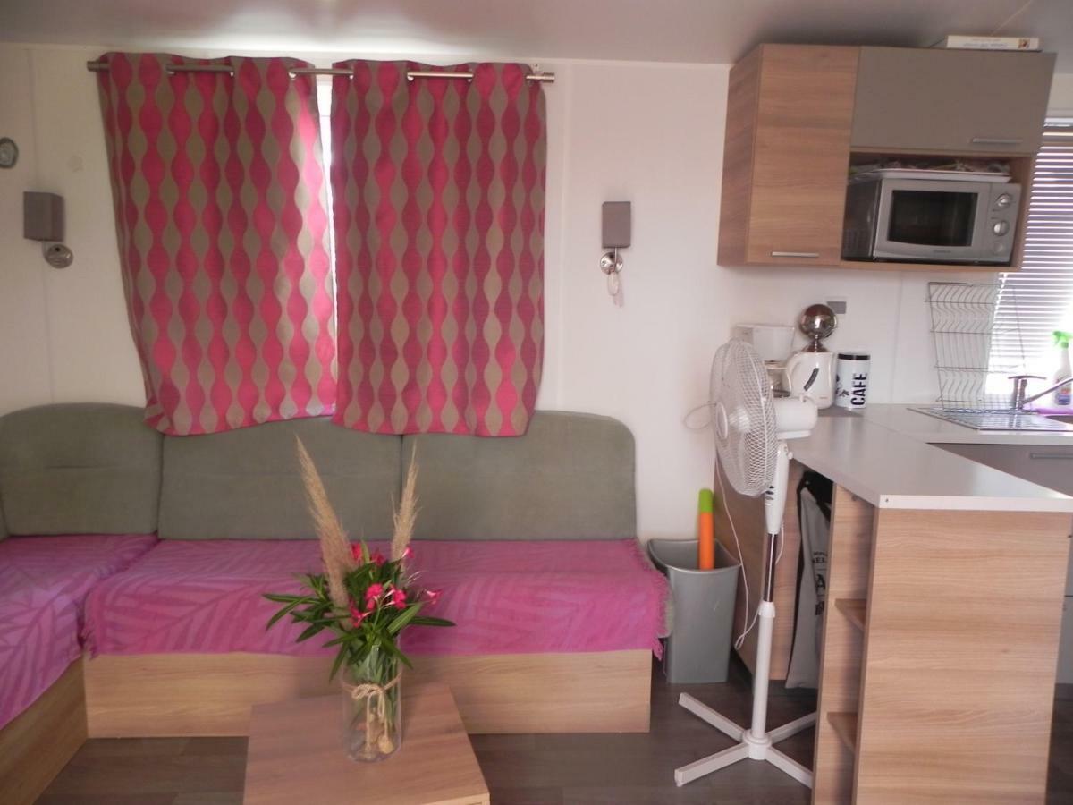 Campingplatz Mobil Home Dans Camping Lattes Lattes