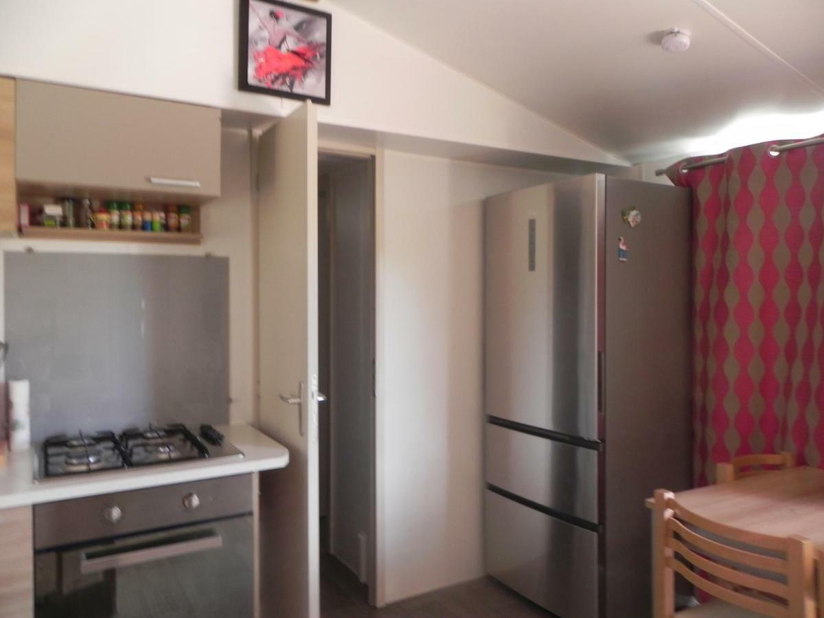 Campsite Mobil Home Dans Camping Lattes