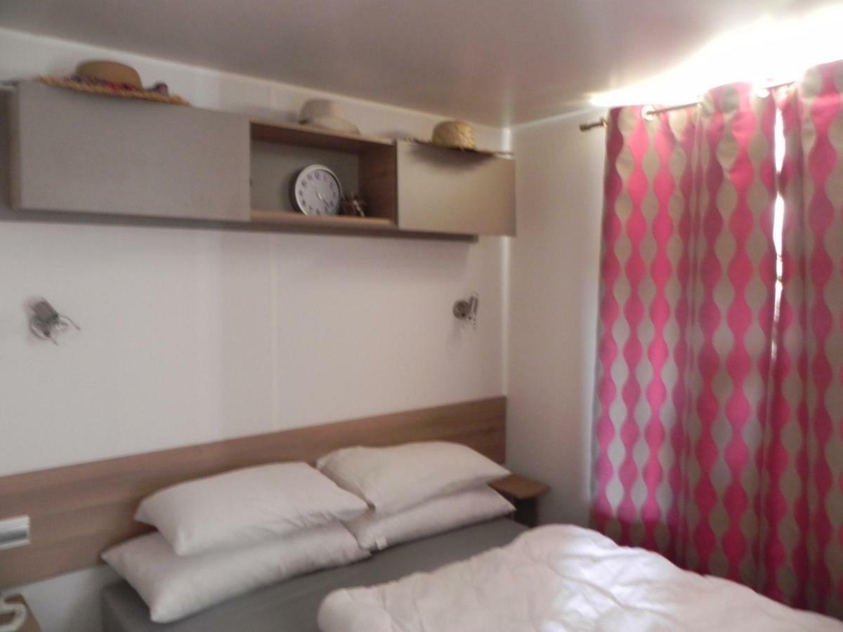 Mobil Home Dans Camping Lattes 4* Lattes